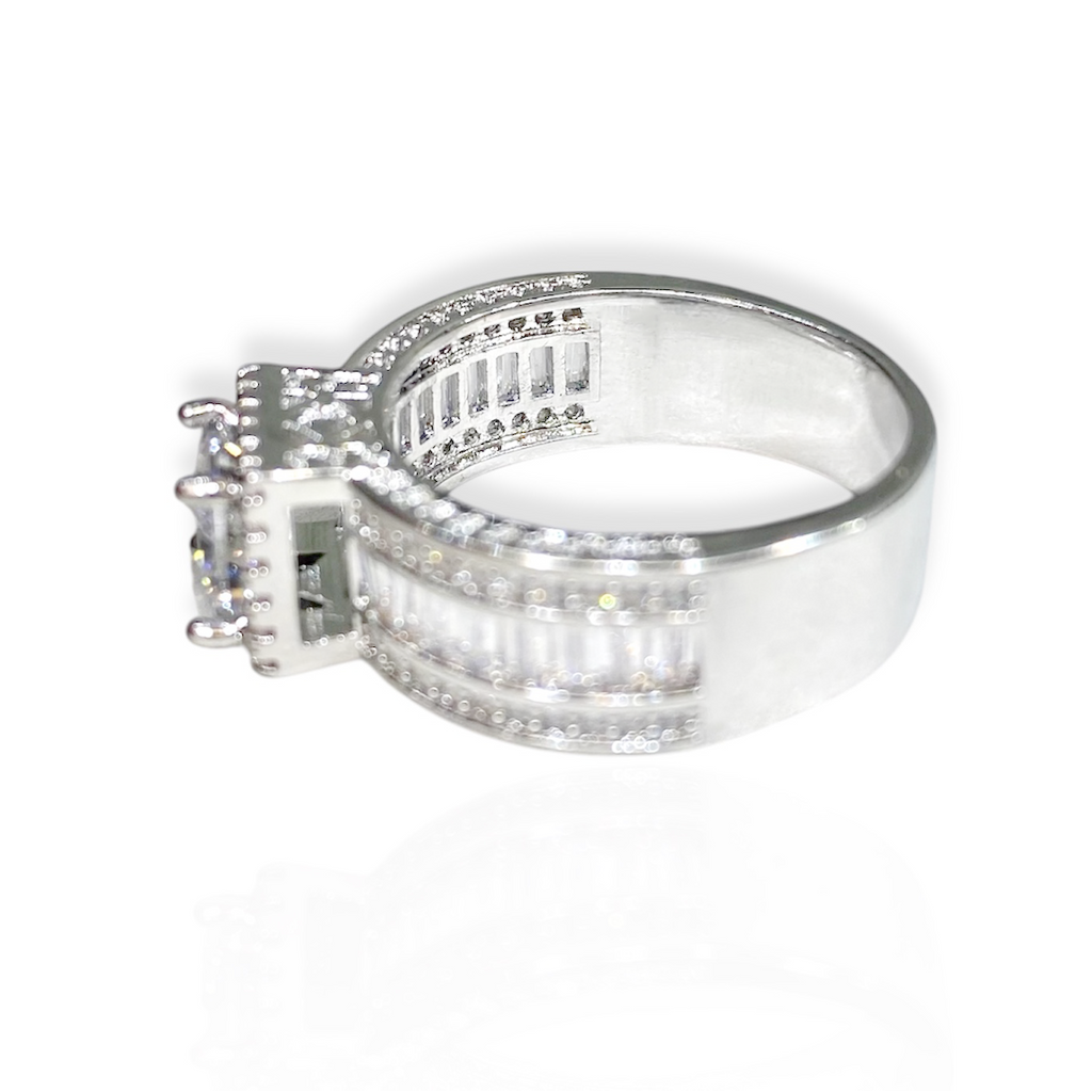 Frozen Crown Ring